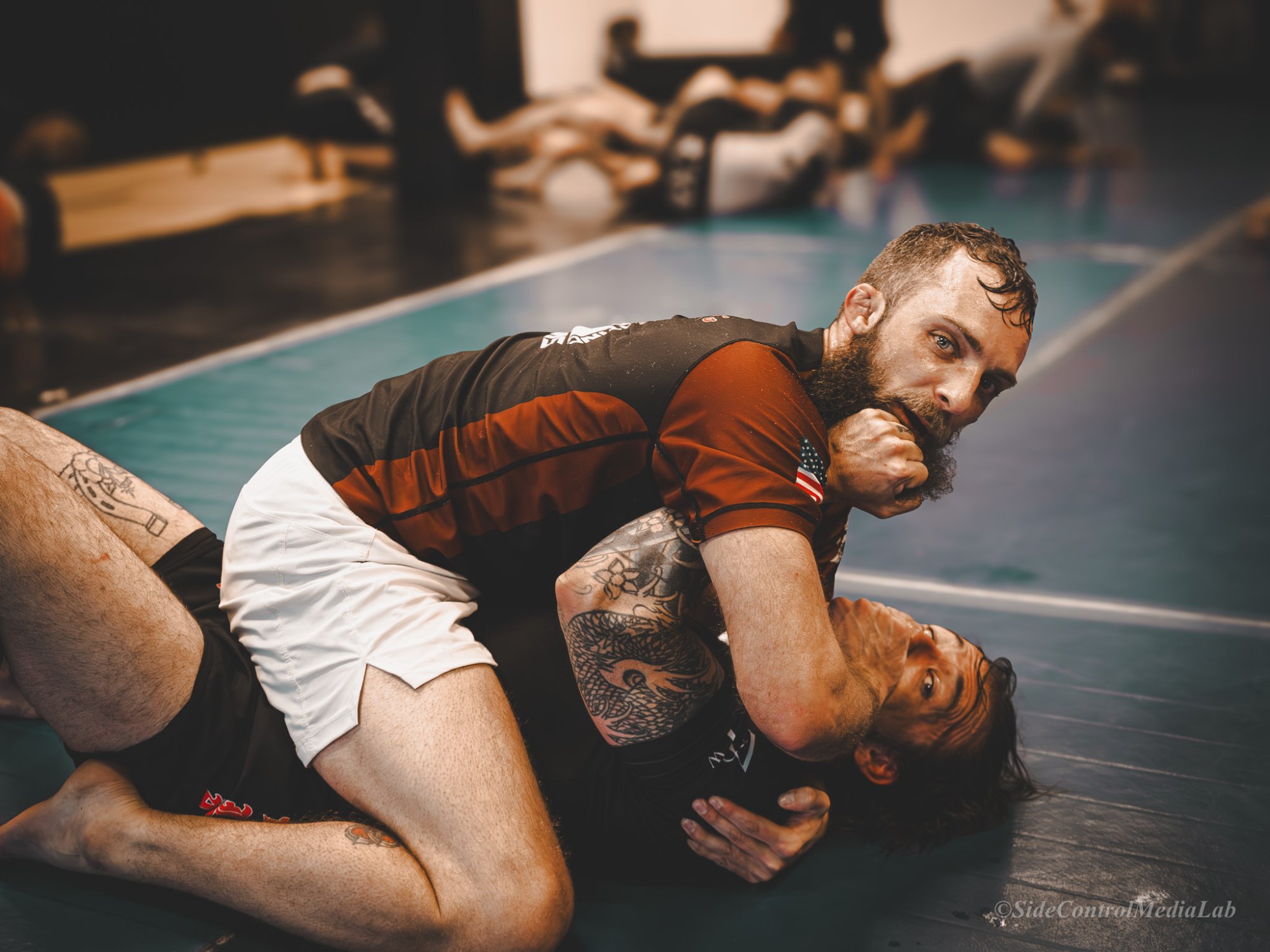 No-gi rolling